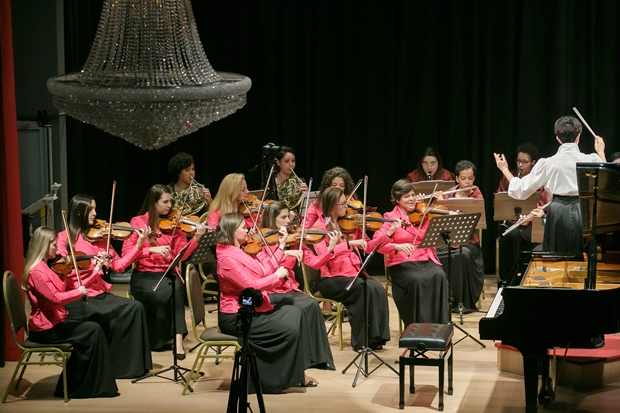 Concerto da Orquestra Ladies Ensemble celebra a paz entre as três culturas